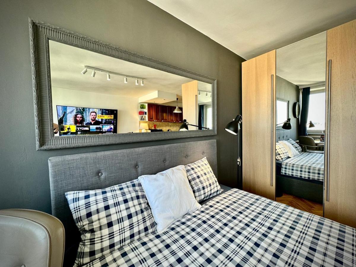 Super Apartament White Warszawa 2X Metro Scisle Centrum Wifi 300 Mbs New المظهر الخارجي الصورة