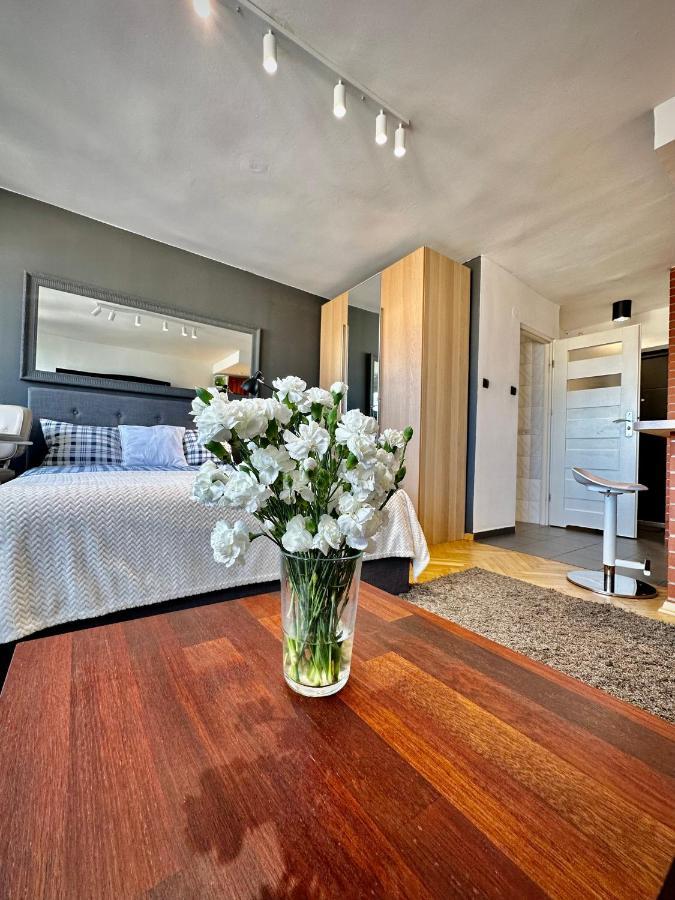 Super Apartament White Warszawa 2X Metro Scisle Centrum Wifi 300 Mbs New المظهر الخارجي الصورة